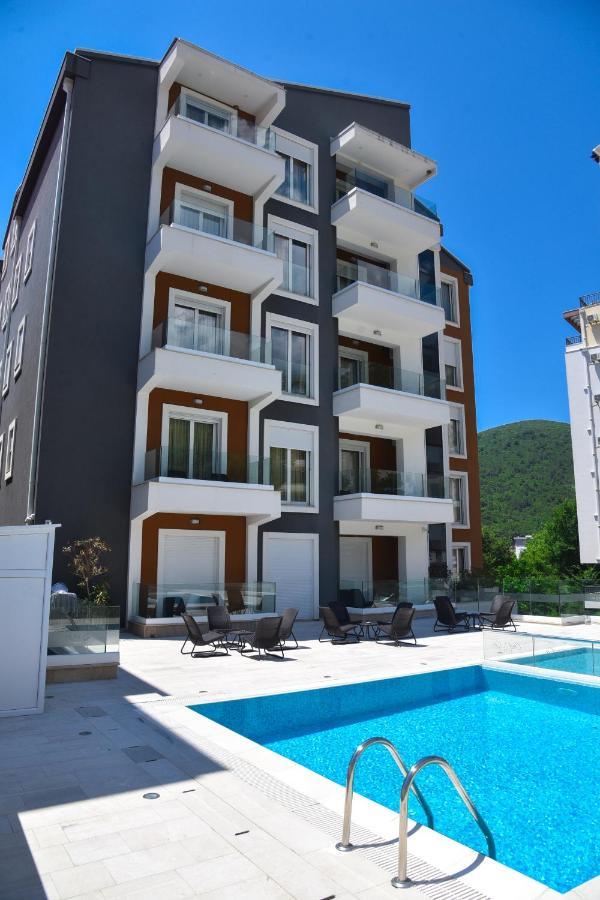 Chill And Go Aparthotel Budva Bagian luar foto